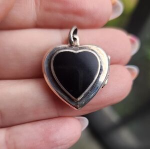 Handmade Sterling Silver 925 Vintage Onyx Heart Locket Pendant Charm